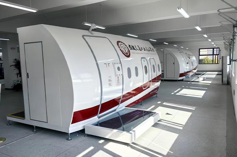 Photos of the A320 export simulator